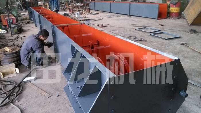 哪些因素會(huì)影響斗式提升機(jī)提升產(chǎn)量？